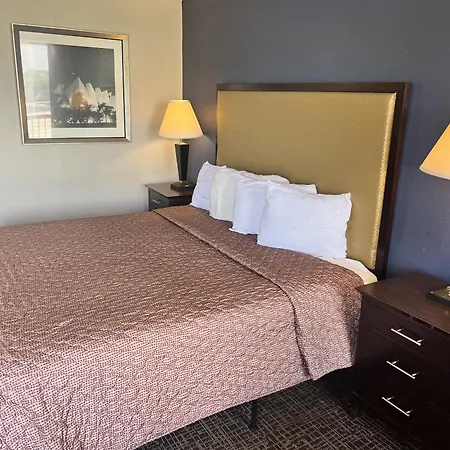 University Inn Winston