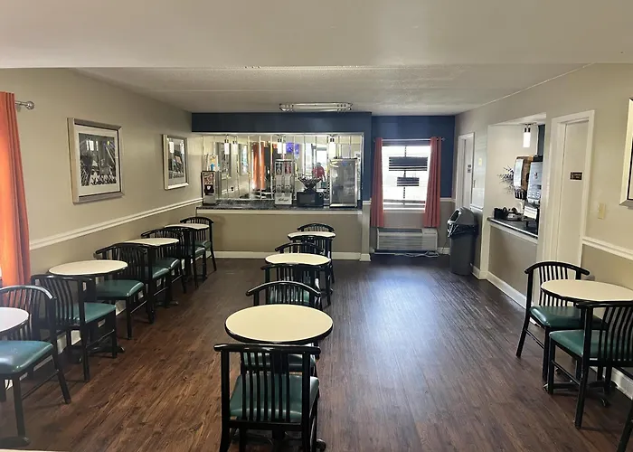 University Inn Winston Hotel Winston-Salem