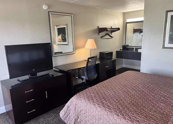 University Inn Winston